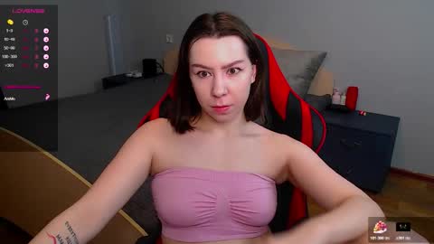 meganluss online show from February 2, 3:27 am