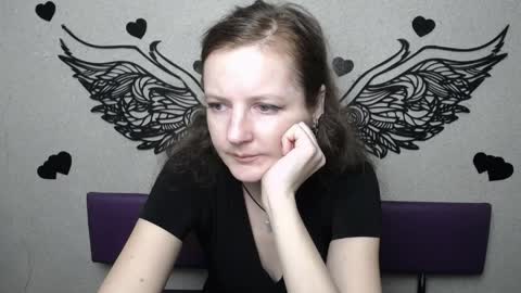 MeganPirs online show from April 8, 5:15 pm