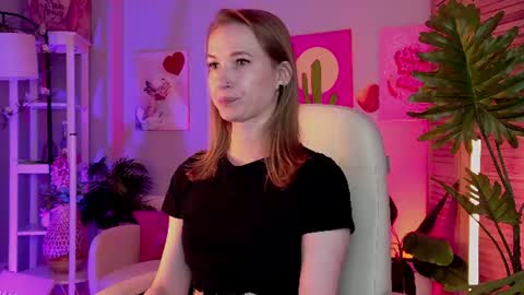 megan online show from July 8, 9:06 pm