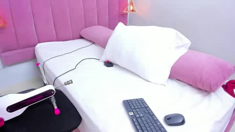 Megan  online show from October 27, 8:14 pm