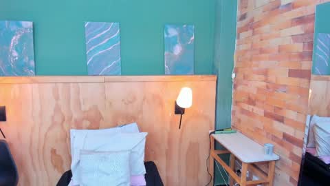 Megan online show from May 1, 12:08 pm