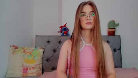 megansammy online show from July 1, 7:02 pm
