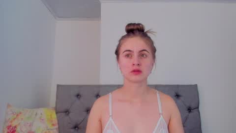 megansammy online show from April 19, 2:17 pm
