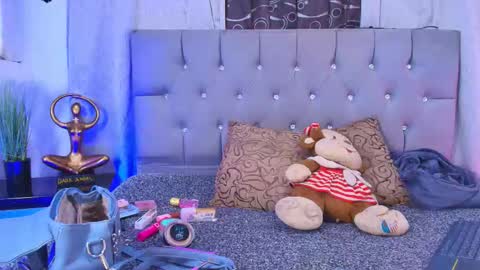 meggan online show from November 29, 3:49 pm