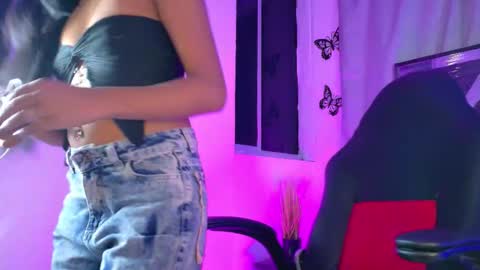 meggan online show from February 17, 4:45 am