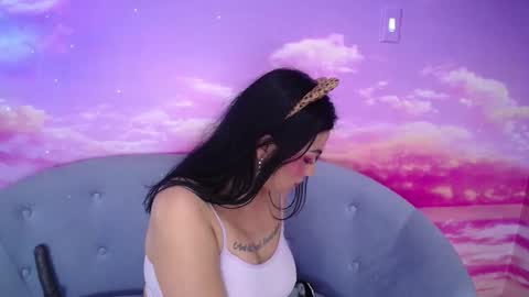  Mel  online show from November 13, 1:21 pm