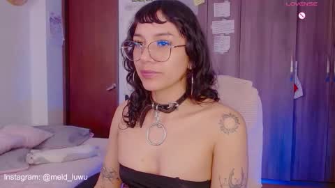 Melissa  -  -  Please help me to reach 100 thumbs up online show from February 5, 9:40 pm