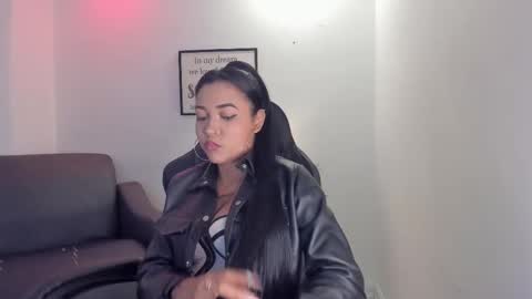 melan_owen online show from March 8, 11:03 am