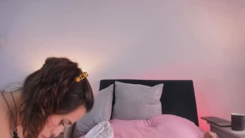 MELANI - online show from March 11, 3:47 pm