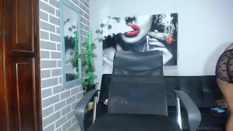 melanie_melissa online show from January 5, 8:01 pm