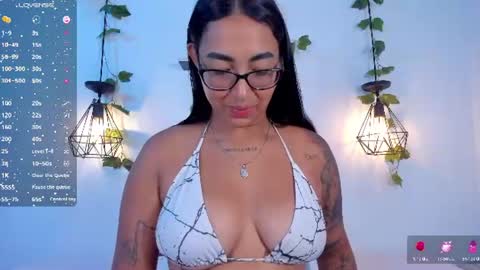 Melanie online show from July 12, 3:35 pm