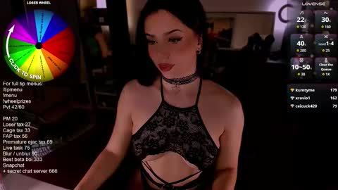 Melanie  online show from October 10, 6:35 pm