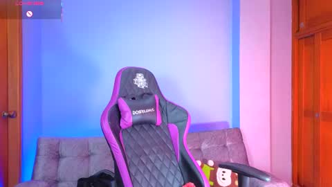 melanimorgan1 online show from July 18, 3:54 am