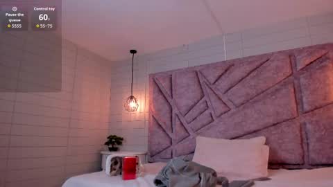 melany_heaven online show from June 24, 9:47 pm