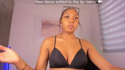 melanyriz online show from June 1, 10:10 pm