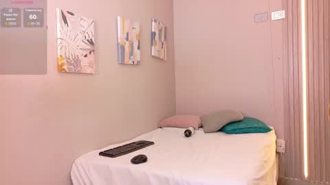 meli_peach online show from July 9, 3:14 pm
