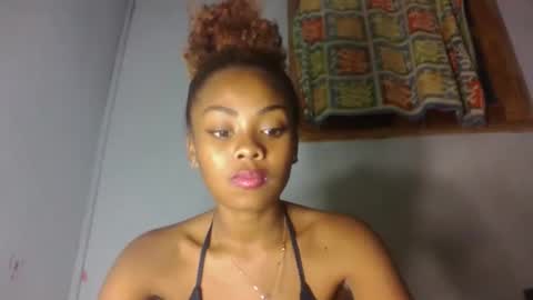 Snapshot of meliana98 chatting on October 12, 5:59 pm meliana98 online show from October 12, 5:59 pm