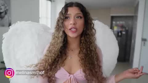 Snapshot of melina_smith1 chatting on February 14, 10:25 pm MelinaSmith online show from February 14, 10:25 pm