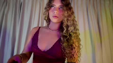 MelinaSmith  online show from June 24, 10:31 pm