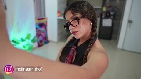 Snapshot of melina_smith1 chatting on February 28, 9:44 pm MelinaSmith online show from February 28, 9:44 pm