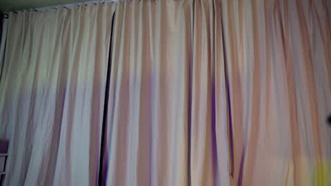 MelinaSmith  online show from June 25, 11:17 pm