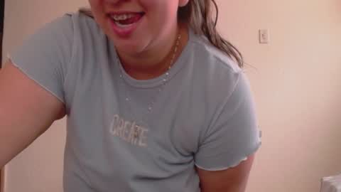 Melinda online show from April 27, 3:31 pm