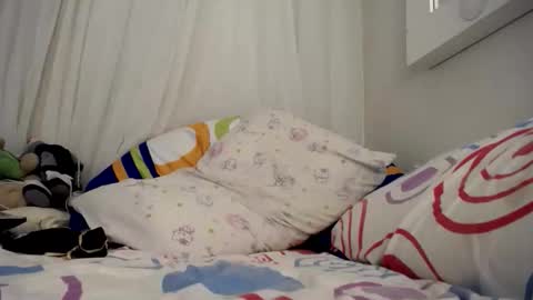 melishanton online show from December 17, 2:06 am