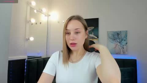 Hi I am Melissa online show from January 14, 1:10 am