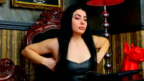 Snapshot of melissa_glow chatting on December 24, 6:22 am Melissa online show from December 24, 6:22 am