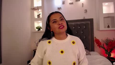 Melissa online show from December 5, 9:16 pm