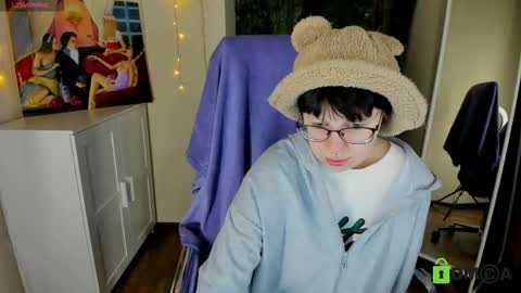 Melissa online show from October 12, 9:17 pm