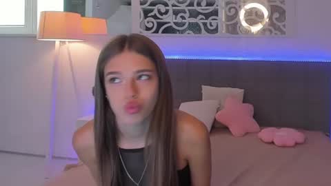 MelissaCrayzy online show from July 4, 7:59 am