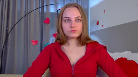 MelissaBerry online show from June 14, 7:42 am