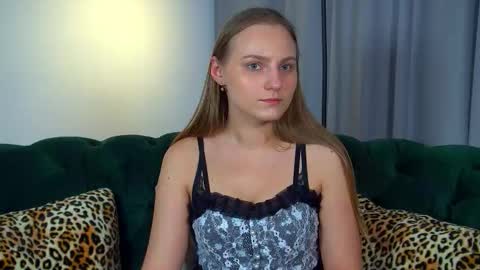 MelissaBerry online show from November 23, 3:36 pm