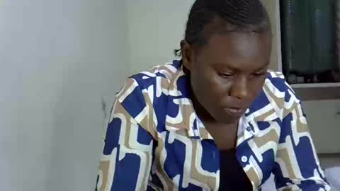 mellanine_ebony online show from February 28, 2:27 pm