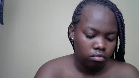 mell online show from February 12, 5:26 am