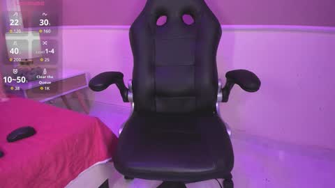     online show from March 18, 10:59 pm