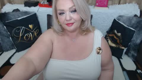 melyssamilfxxx online show from May 1, 3:32 am