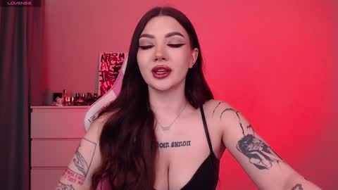 Snapshot of meow__baby chatting on February 5, 7:31 pm Amy Meow online show from February 5, 7:31 pm