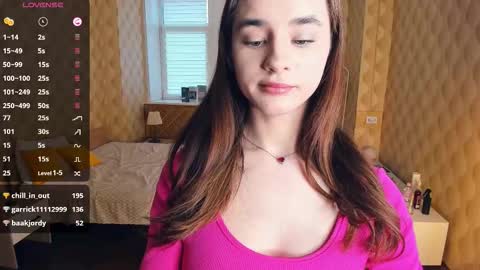 Julie online show from November 21, 9:11 am