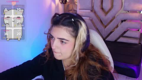    online show from September 28, 7:41 pm