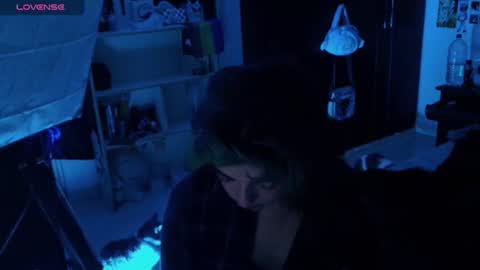    online show from August 5, 10:16 pm