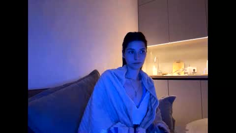 LEVA online show from April 22, 7:44 pm
