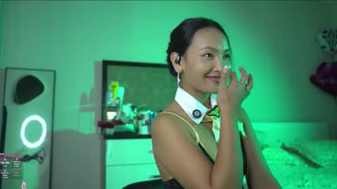 Next show on 03 Dec online show from November 25, 11:01 am