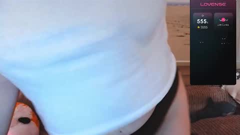 Snapshot of mercurygirlx chatting on October 30, 12:57 am Cutie online show from October 30, 12:57 am