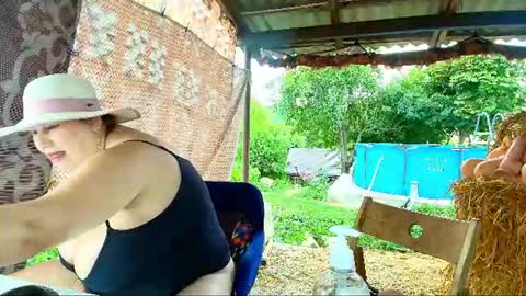 SOPHIE is the queen of squirt online show from July 28, 2:13 pm