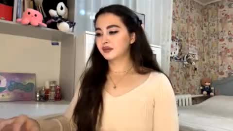 Enni online show from November 13, 6:51 pm