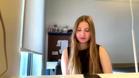 Joan  online show from January 18, 11:06 am