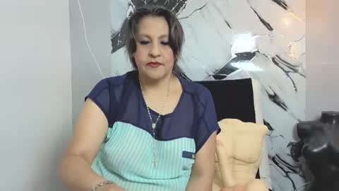 Snapshot of merlyna_goldens chatting on October 9, 1:21 am My next birthday is December 11th. online show from October 9, 1:21 am