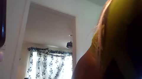 Alexismerton online show from February 25, 11:31 am